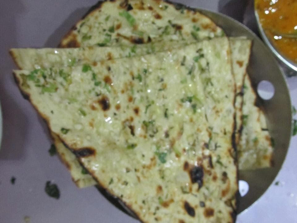 Garlic naan bread for Indian curry
